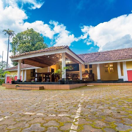 Chandragiri Wayanad Pool Bungalow By Voye Homes Vaduvanchal Екстериор снимка