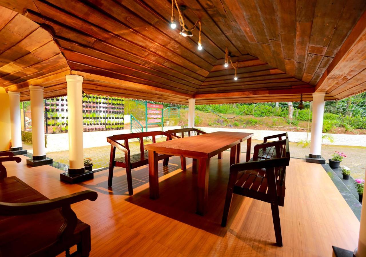 Chandragiri Wayanad Pool Bungalow By Voye Homes Vaduvanchal Екстериор снимка